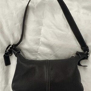 Vintage Coach Black Leather Shoulder Bag